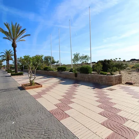 Apartment Global Properties, Con Vistas Al Mar, 2 Terrazas Y Piscina En *