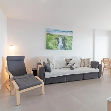 Global Properties, Con Vistas Al Mar, 2 Terrazas Y Piscina En *