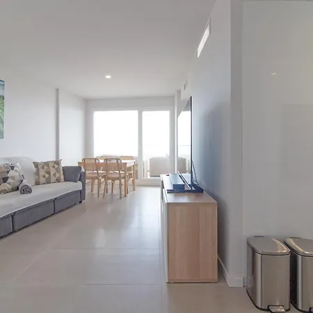 Global Properties, Con Vistas Al Mar, 2 Terrazas Y Piscina En Apartment Canet d'En Berenguer