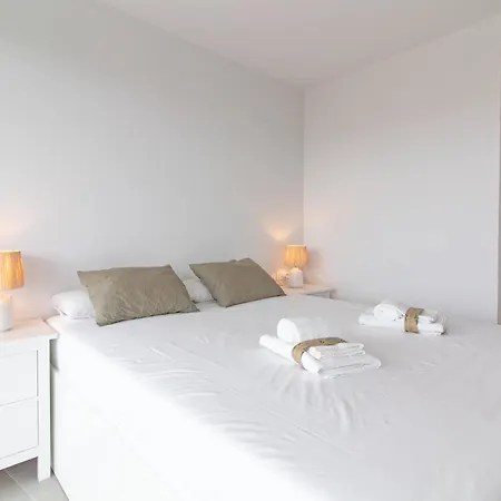 Global Properties, Con Vistas Al Mar, 2 Terrazas Y Piscina En *